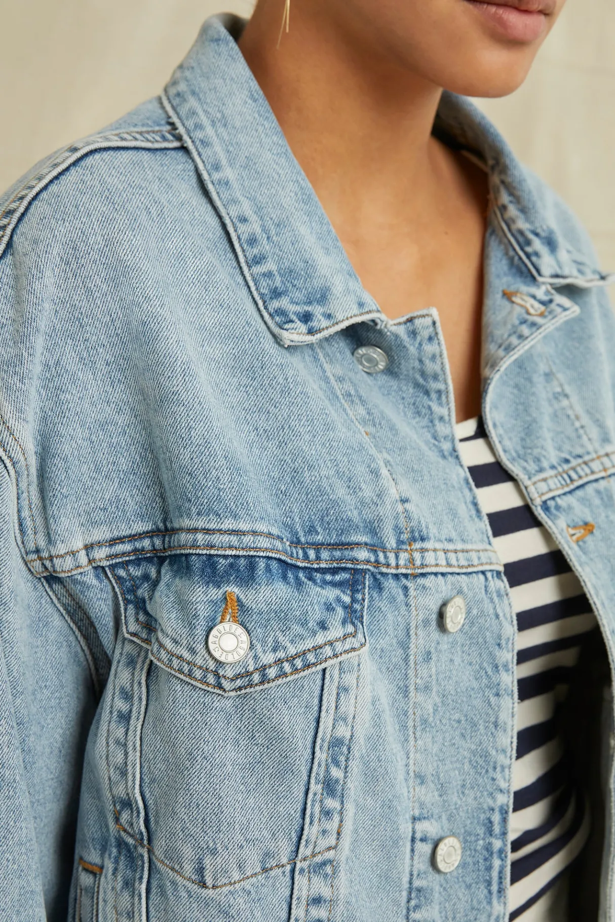 Amour Vert AGOLDE Charli Denim Jacket Veer Sale