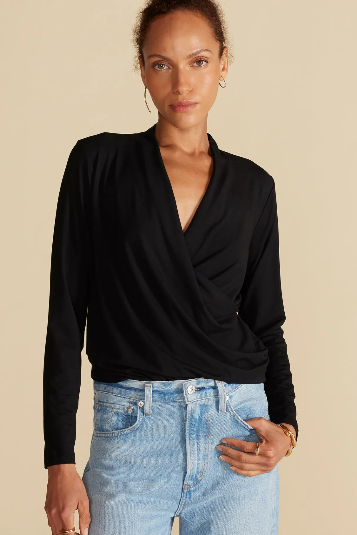 Amour Vert Calais Bamboo Knit Blouse Black Online