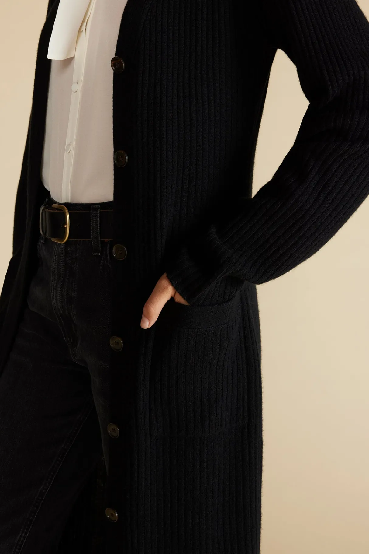 Amour Vert Dion Long V Neck Cardigan LicoriceBlack Clearance