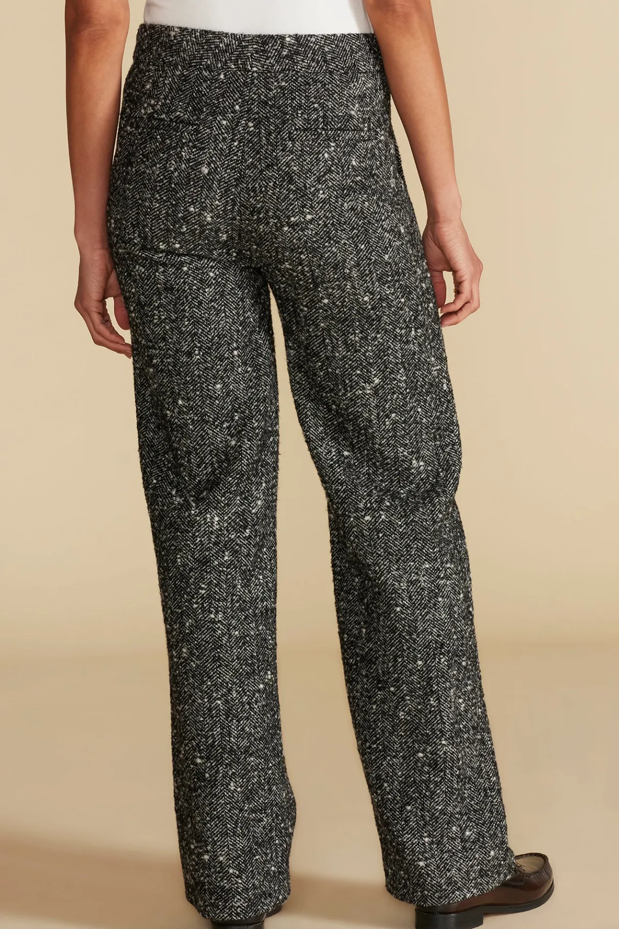 Amour Vert Estie Straight Leg Pant BlackHerringbone Hot