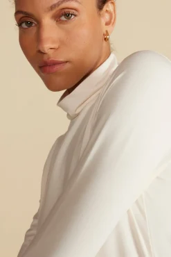 Amour Vert Flannery Bamboo Knit Turtleneck Ivory Hot