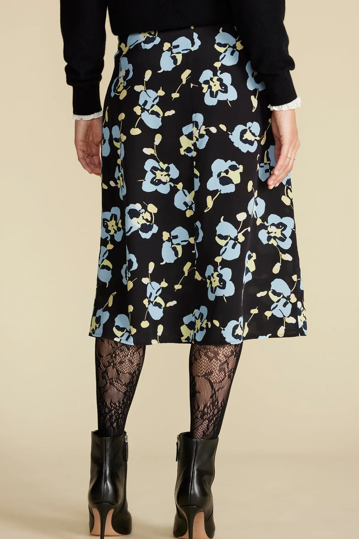 Amour Vert Gabrielle Washable Silk Skirt BlackPenseeFloralPrint Best