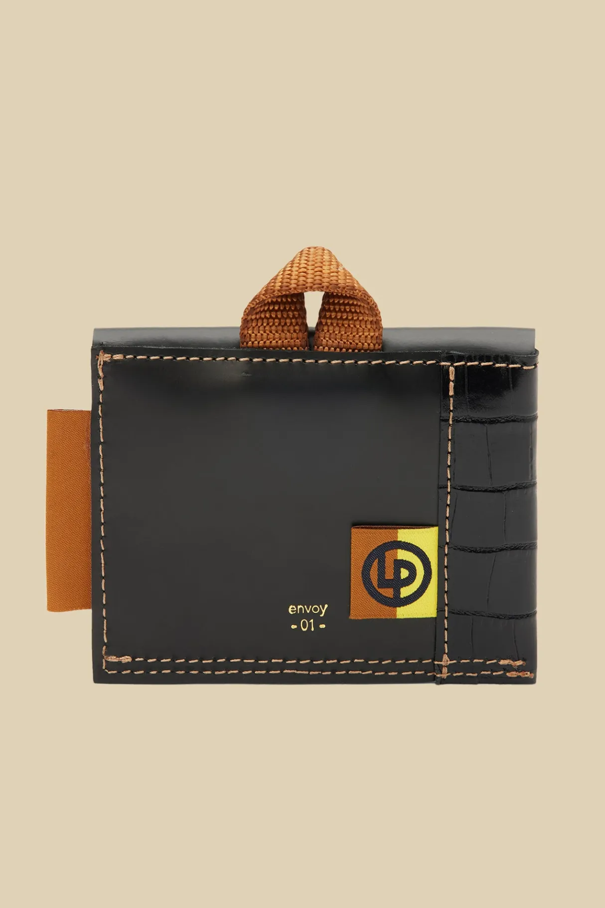 Amour Vert Lance Pierres Envoy 01 Snap Wallet CarbonCroc Clearance
