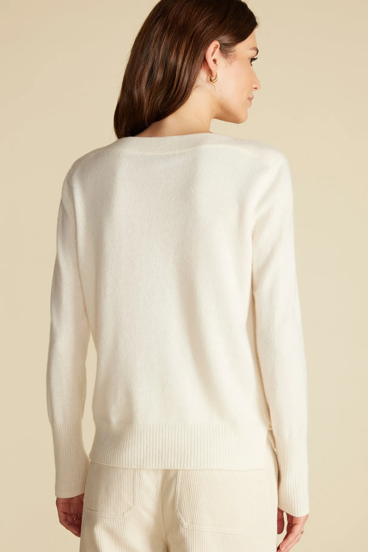 Amour Vert Nadia Cashmere Sweater Ivory Fashion