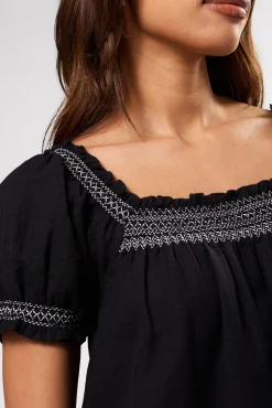 Amour Vert Smocked Embroidery Dress BlackWhiteEmbroidery Fashion