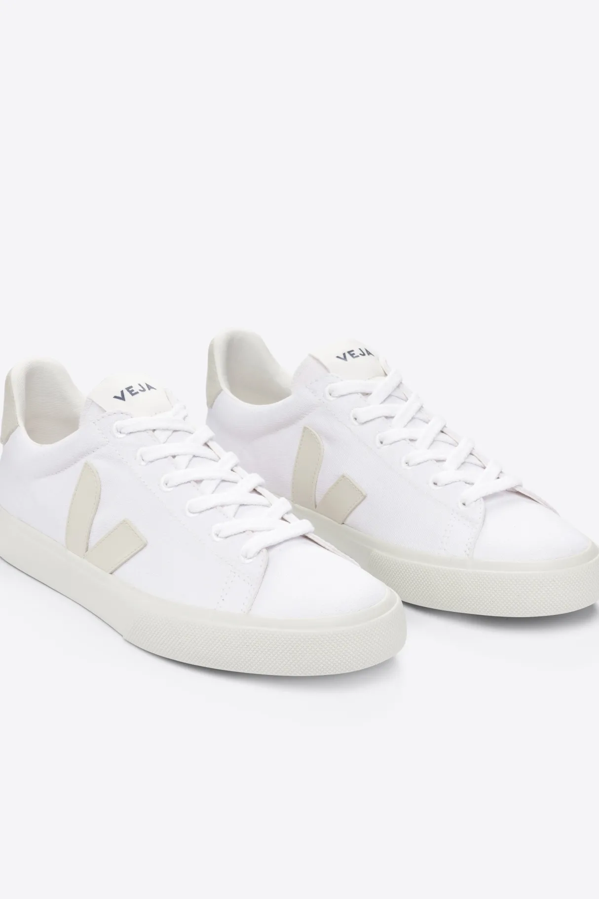 Amour Vert Veja Campo Canvas Sneaker WhitePierre Fashion