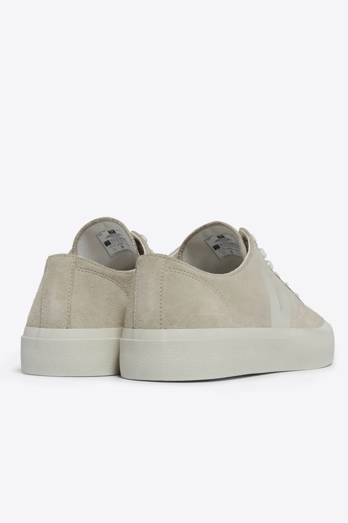 Amour Vert Veja Wata II Low Suede Sneaker AlmondPierre Hot