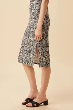 Amour Vert Vindy Viscose Knit Skirt NinaBlack Clearance